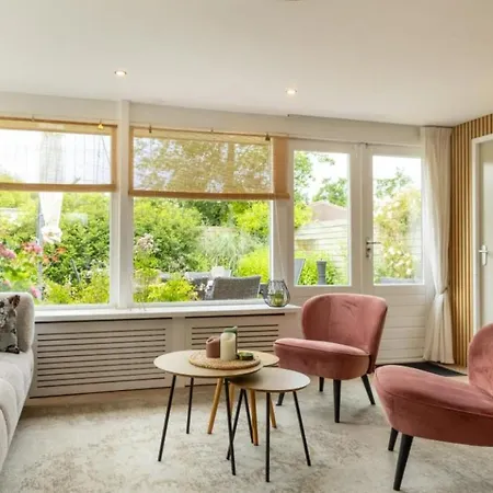 Vt Wonen Stijl Vakantiebungalow Nabij Zee, Strand, Bos En Duinen Voor 6 Personen Warmenhuizen