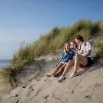 Vt Wonen Stijl Vakantiebungalow Nabij Zee, Strand, Bos En Duinen Voor 6 Personen Holiday home