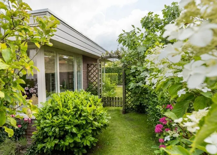 度假居 Vt Wonen Stijl Vakantiebungalow Nabij Zee, Strand, Bos En Duinen Voor 6 Personen *